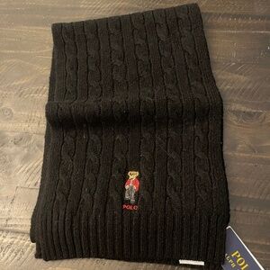 Ralph Lauren Teddy Bear cable knit scarf
